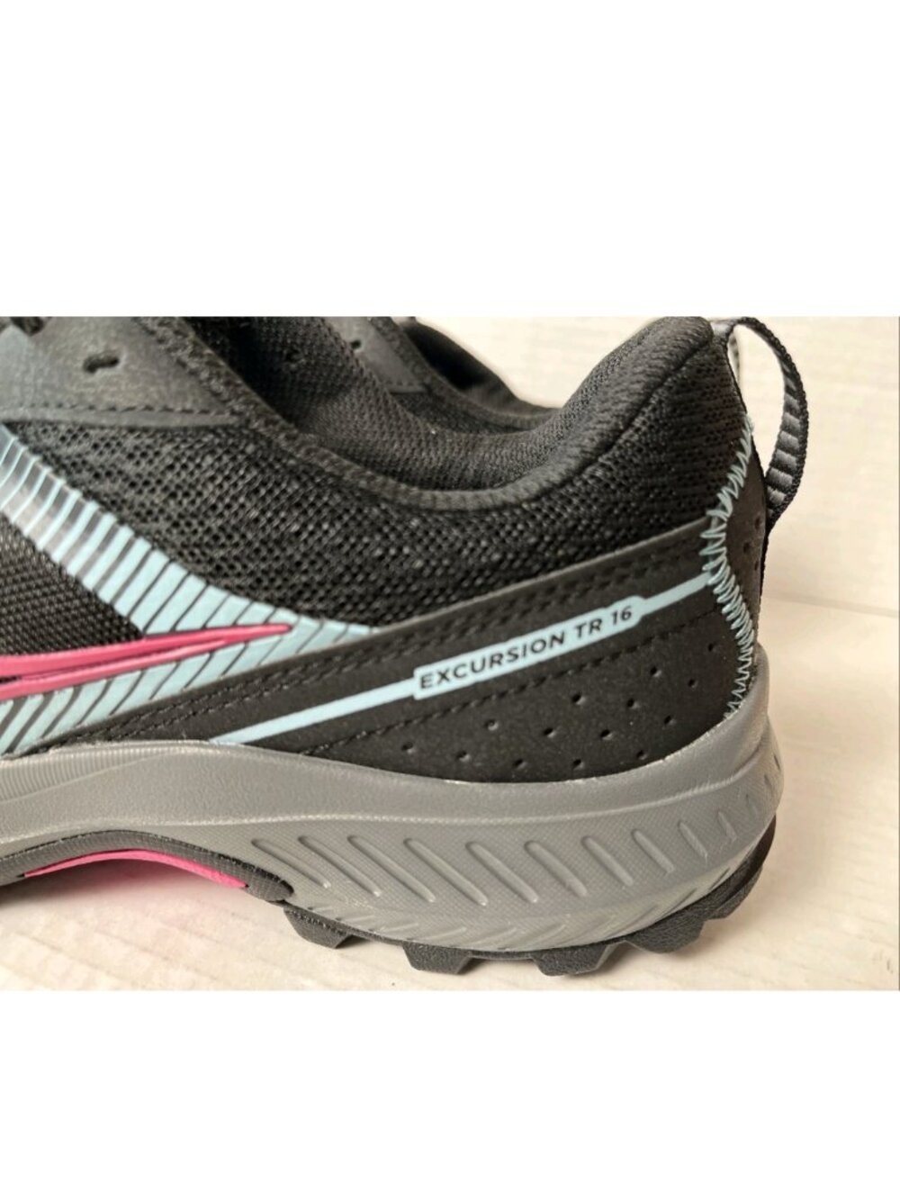 Saucony Excursion TR16 Trail Shoes Women’s 10 Black Pink S10744-10 - Picture 6 of 15